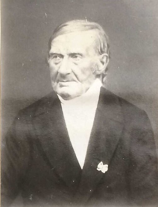 Adolph Wilhelm Picht (1773-1857) war Pfarrer an der Sankt-Jacob-Kirche zu Gingst auf Rügen. In seiner Freizeit schuf er zahlreiche Silhouetten. Seit seiner Schulzeit verband ihn eine Freundschaft mit Arndt sowie Johann Arnold Pommer Esche.